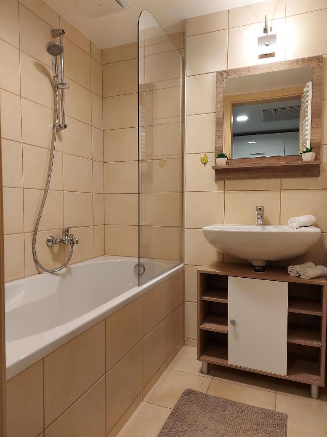 Bike & Spa Velence Apartman Kültér fotó